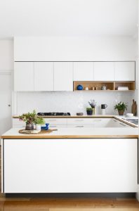 Dapur Tampak Mewah dengan Penggunaan Table Top Marmer